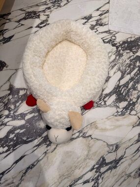 Lamb Chop Dog Bed - Ultra Plush Pet Bed w/ Removable Soft Foam